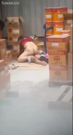 Bokep Ngintip Karyawan Ngewe Di Gudang Viral Bokep Ngintip Karyawan Ngewe Di Gudang Viral